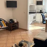 Lovely Gaivota Mar Da Rocha With Pool Apartmán Portimão