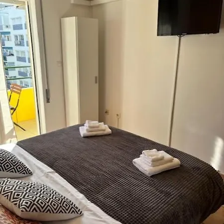 Apartment Lovely Gaivota Mar Da Rocha With Pool , Parking Portimão