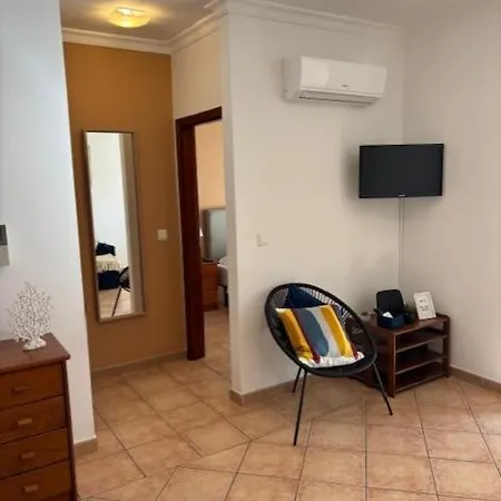 Lovely Gaivota Mar Da Rocha With Pool , Parking Portimão