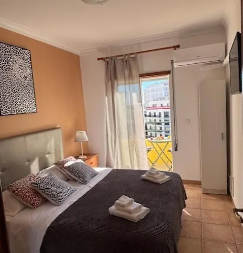 Apartament Lovely Gaivota Mar Da Rocha With Pool Portimão