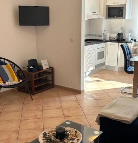 Lovely Gaivota Mar Da Rocha With Pool Apartament Portimão